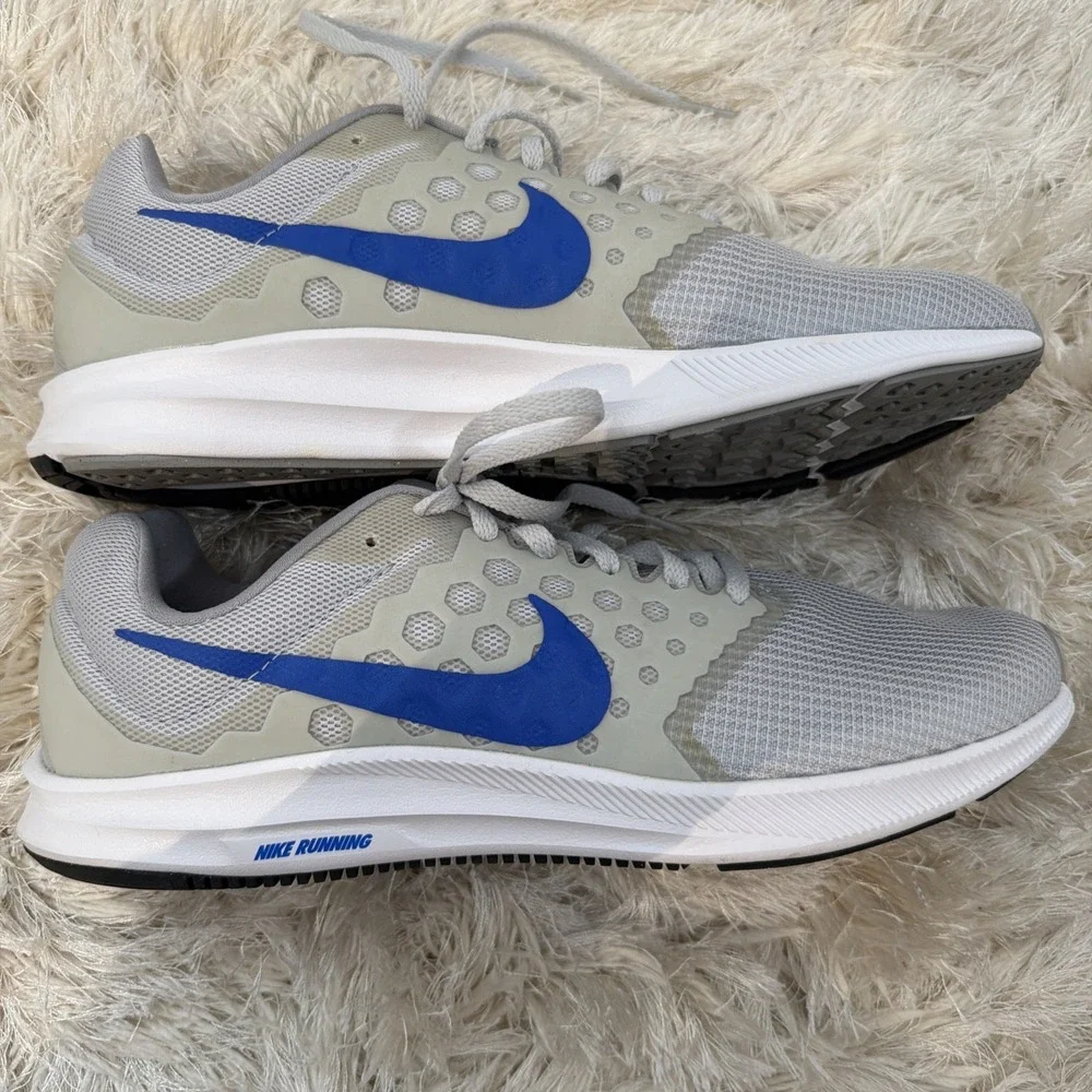 Nike‎ Downshifter 7 Running Shoe Pure Platinum Medium Blue Wolf Grey Size 10